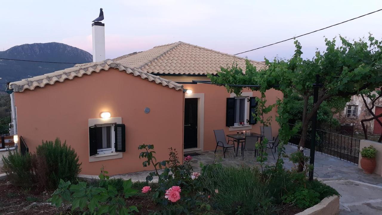 Villa Dali'S House à Sokrákion Extérieur photo